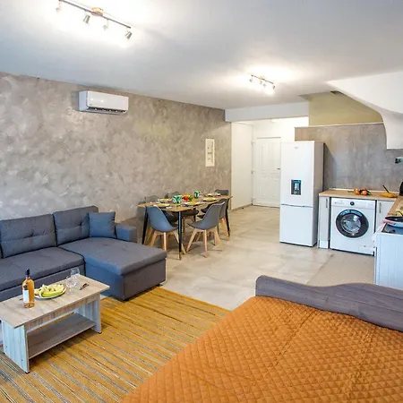 Apartment Rent House Diamond Nea Iraklitsa