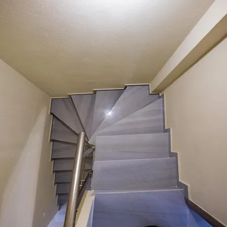 Rent House Diamond Nea Iraklitsa