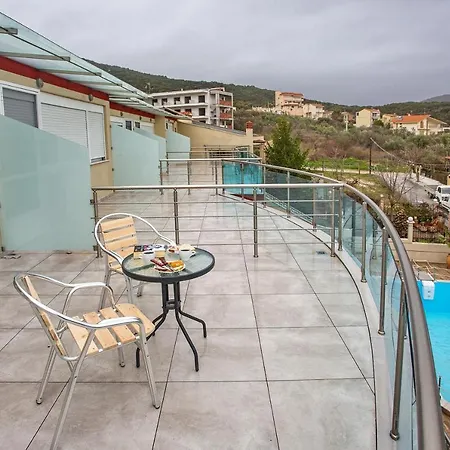 Rent House Diamond Apartment