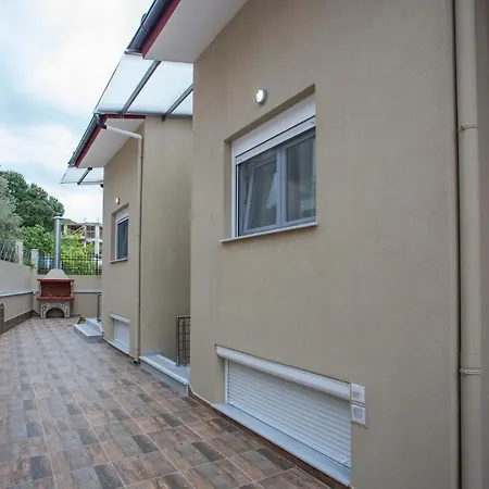 Rent House Diamond Nea Iraklitsa