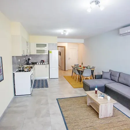 Rent House Diamond * Nea Iraklitsa