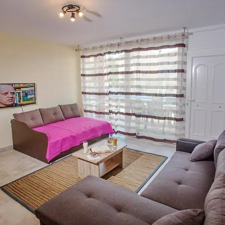 Rent House Diamond Apartment