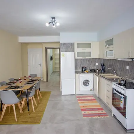Rent House Diamond Daire