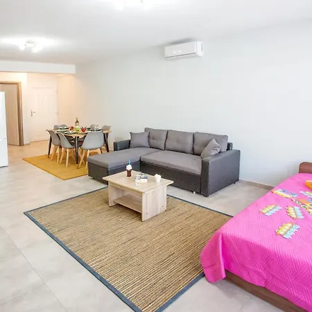 Διαμέρισμα Rent House Diamond *