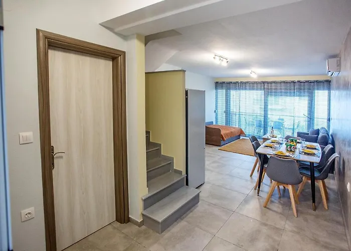 Rent House Diamond *