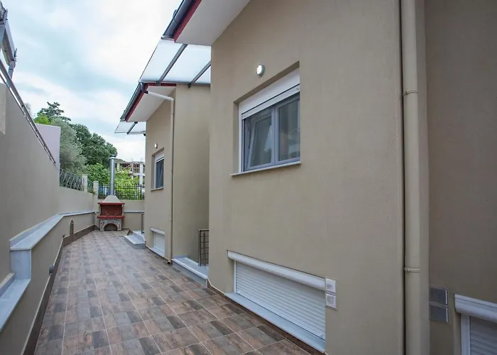 Rent House Diamond Nea Iraklitsa