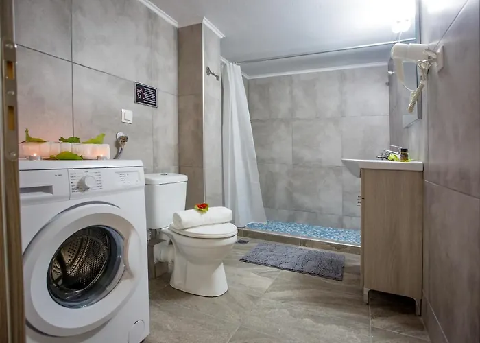 Rent House Diamond شقة *