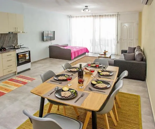 Rent House Diamond شقة